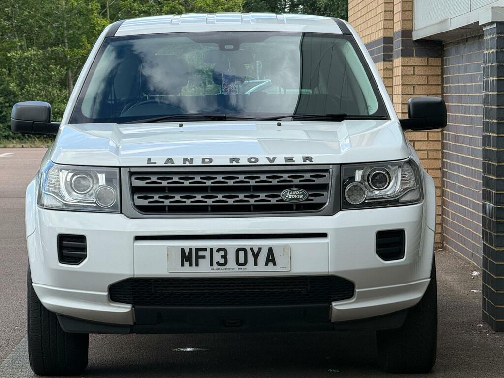 Land Rover Freelander 2 Gs White #2