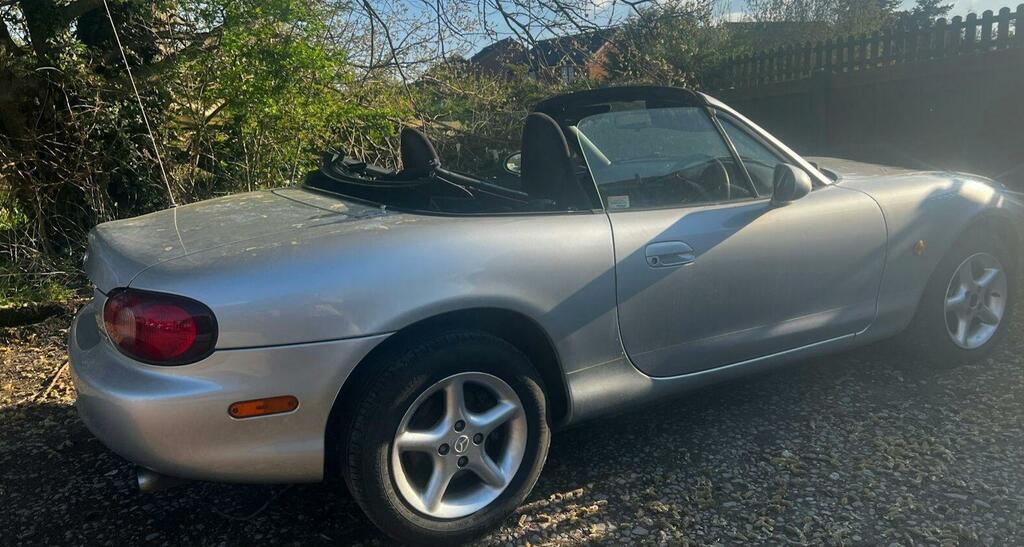 Mazda MX-5 1.8 2dr Silver #2