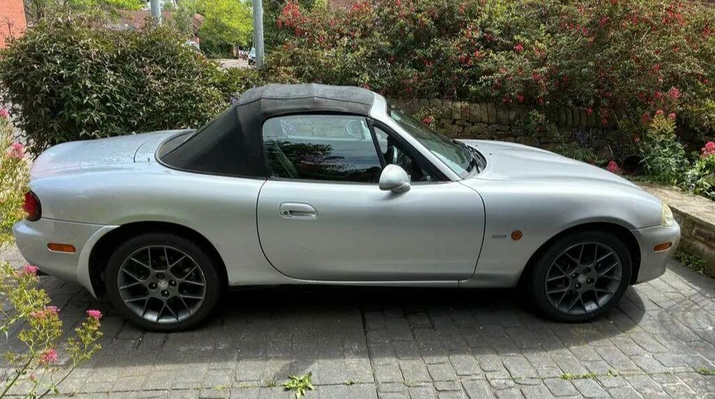 Mazda MX-5 Euphonic Silver #2