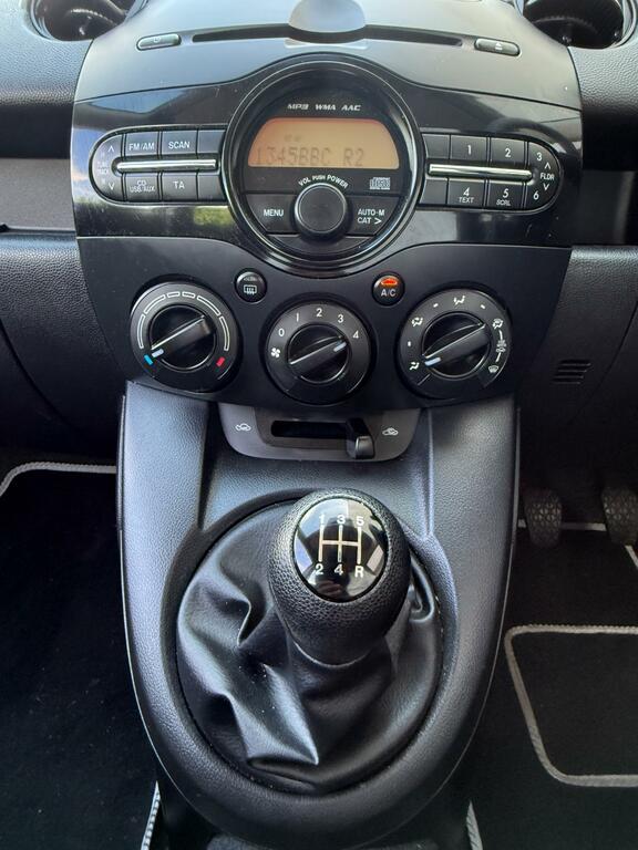 Mazda 2 1.3 Ts 35 Road Tax Air Conditioning, Radio Silver #13