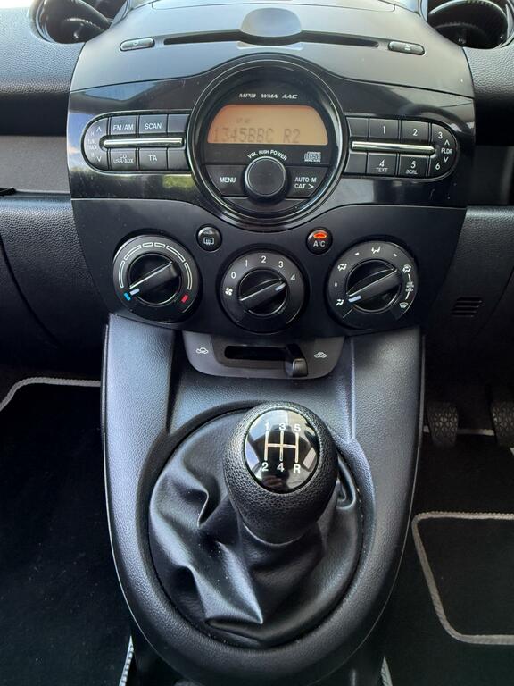Mazda 2 1.3 Ts 35 Road Tax Air Conditioning, Radio Silver #12