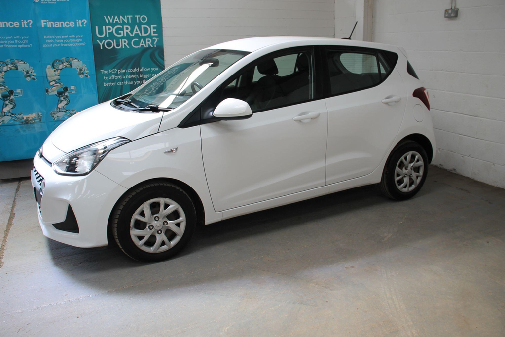 Hyundai I10 1.0 Se Euro 6 WU19UGK White #2