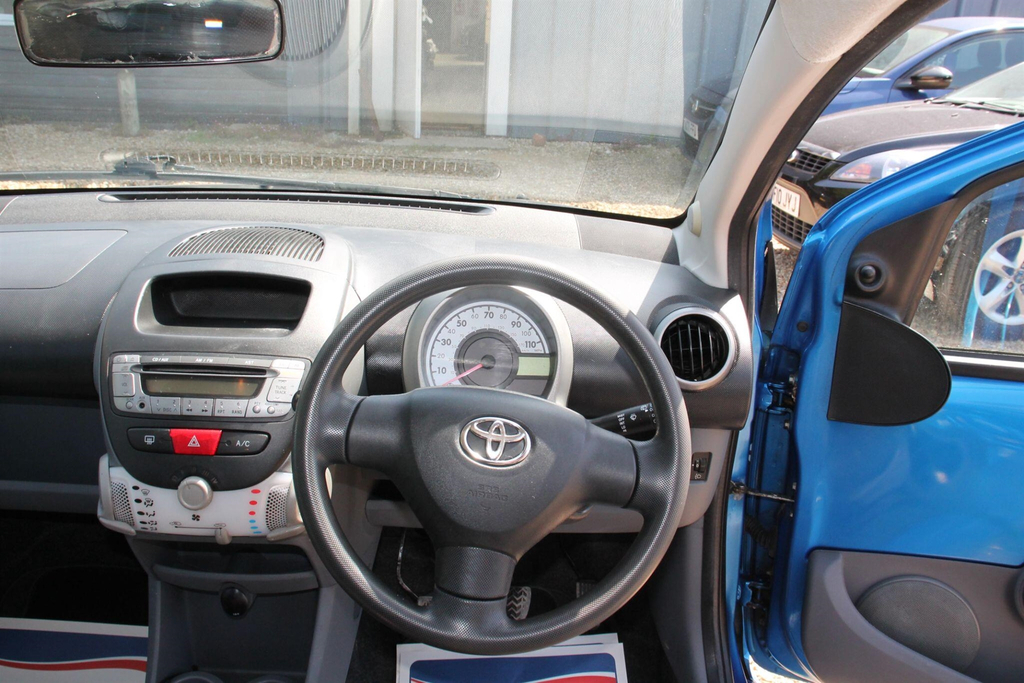 Toyota Aygo 1.0 Blue 5 #15