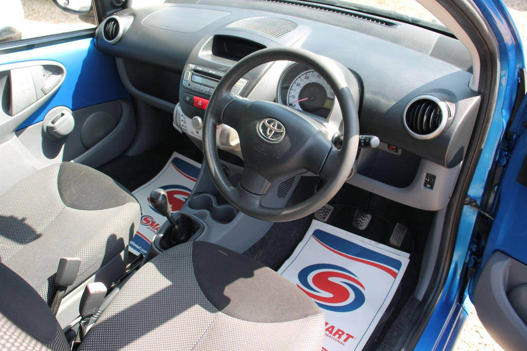 Toyota Aygo 1.0 Blue 5 #11