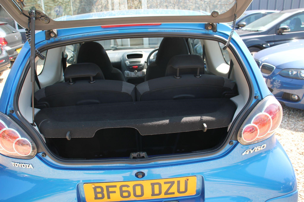 Toyota Aygo 1.0 Blue 5 #19