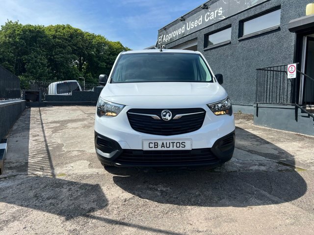Vauxhall Combo 2024 1.5 Turbo D 2300 Prime Panel Van 6Dr M White #2