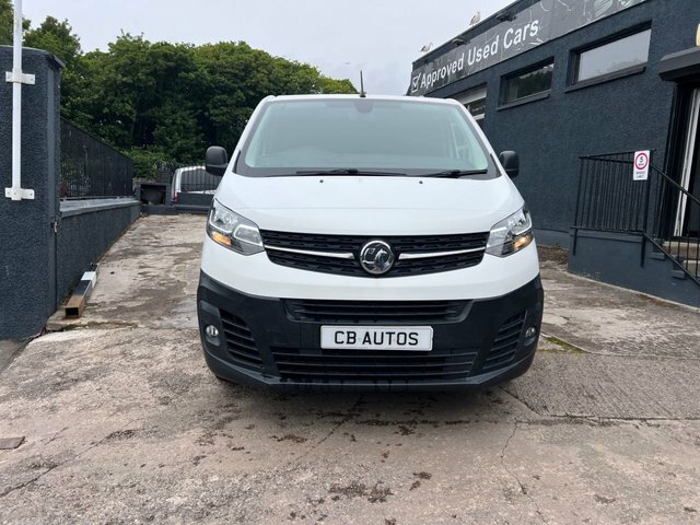 Vauxhall Vivaro 2019 1.5 Turbo D 2900 Dynamic Panel Van 6Dr DV69RUA White #2