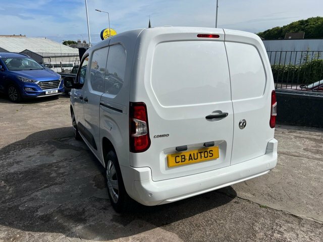 Vauxhall Combo 2300 1.5 Turbo D 100Ps H1 Edition Van  #7