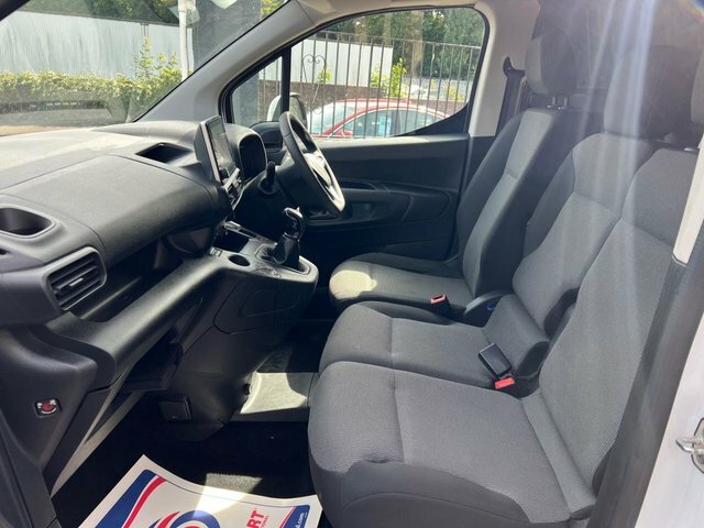 Vauxhall Combo 2300 1.5 Turbo D 100Ps H1 Edition Van  #14
