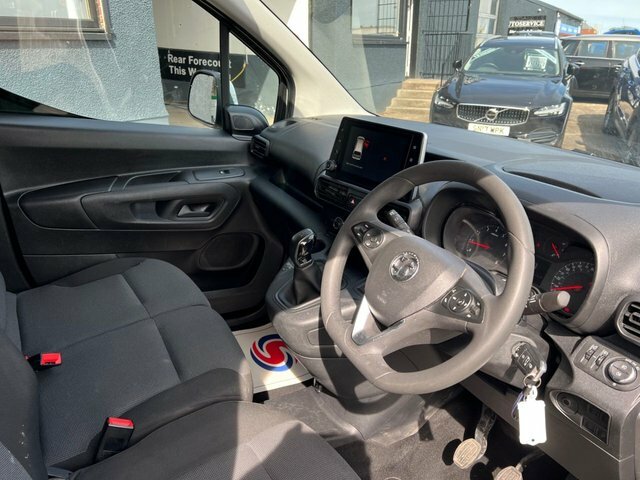 Vauxhall Combo 2300 1.5 Turbo D 100Ps H1 Edition Van  #15