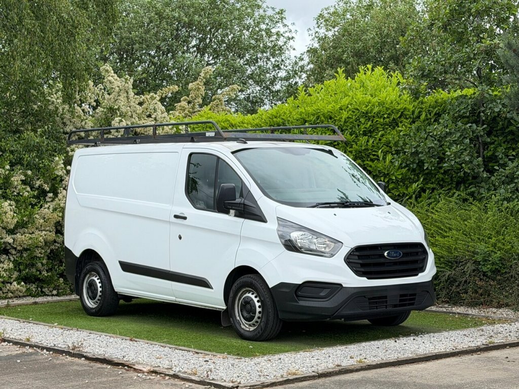 Ford Transit Custom 2L Leader White