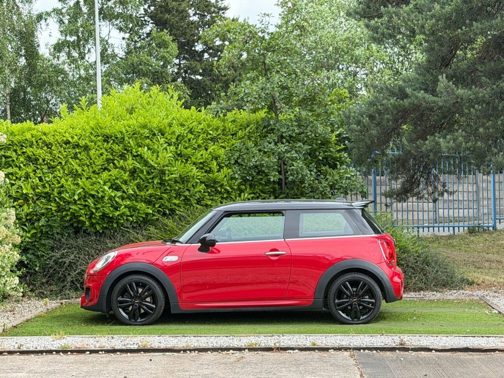 Mini Hatch 2L Cooper S Red #2