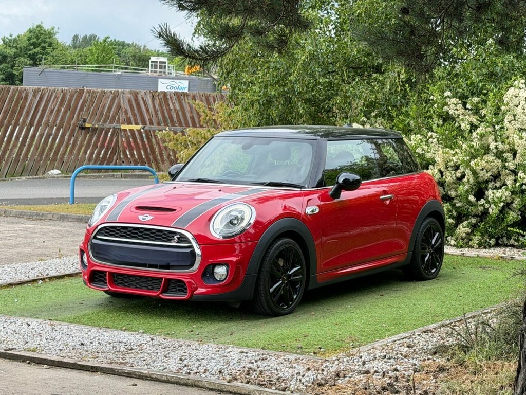 Mini Hatch 2L Cooper S Red #4