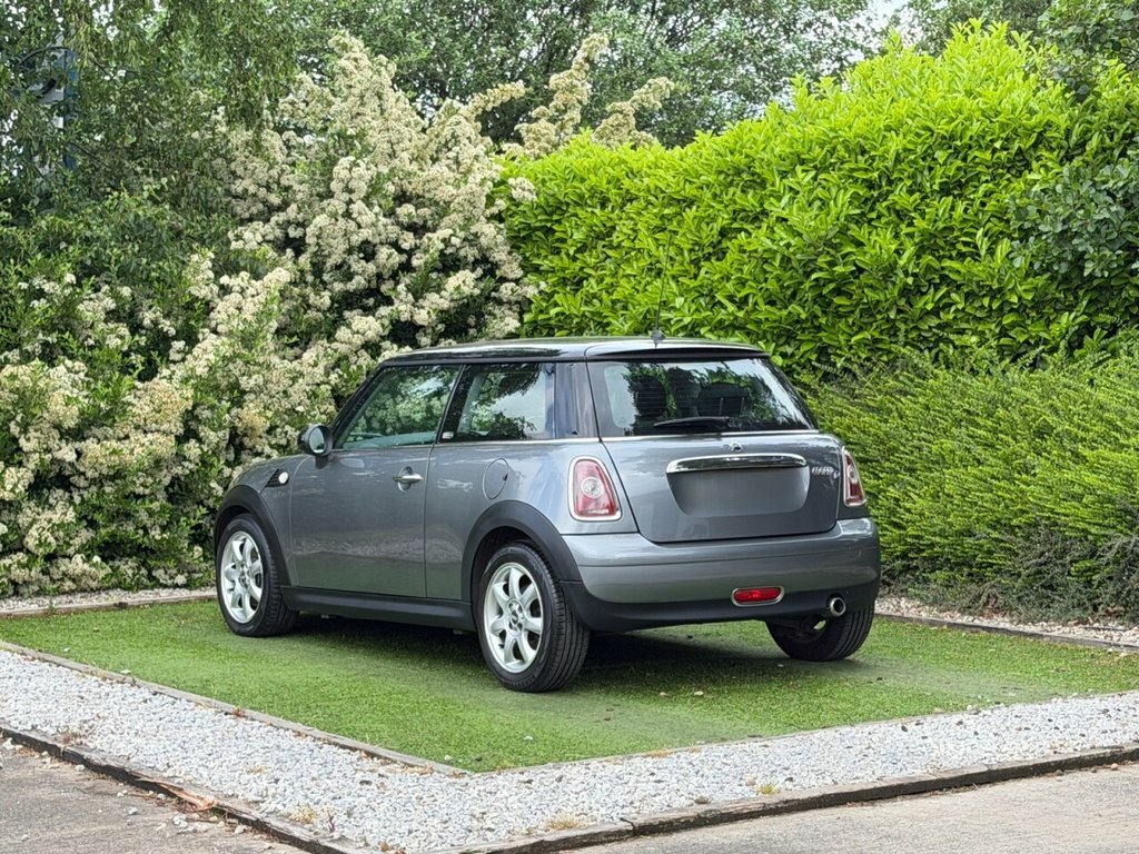 Mini Hatch 1.6L Cooper D Graphite KS09CLX Silver #6