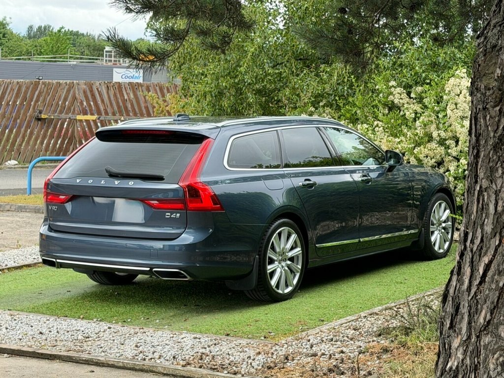 Volvo V90 2L Inscription Plus Blue #4