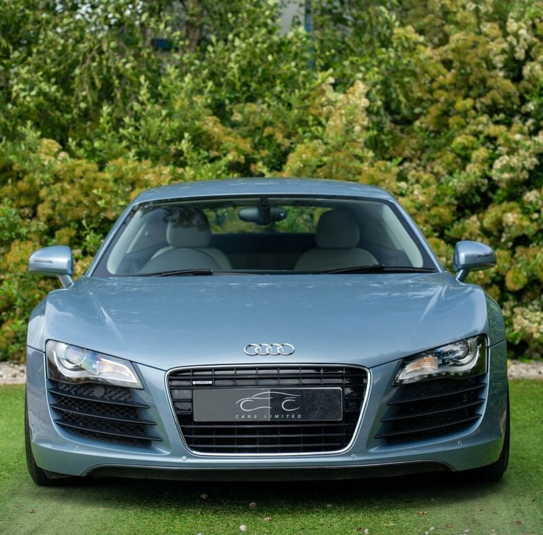 Audi R8 Coupe 4.2 Black #13