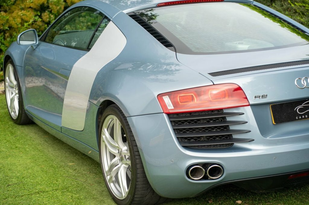 Audi R8 Coupe 4.2 Black #63
