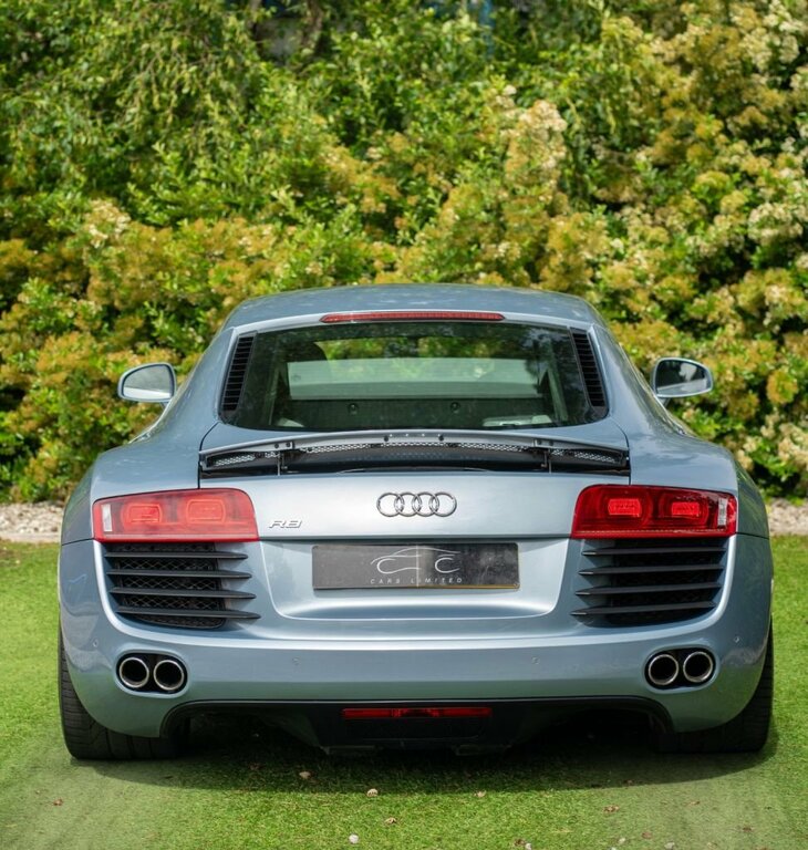 Audi R8 Coupe 4.2 Black #60