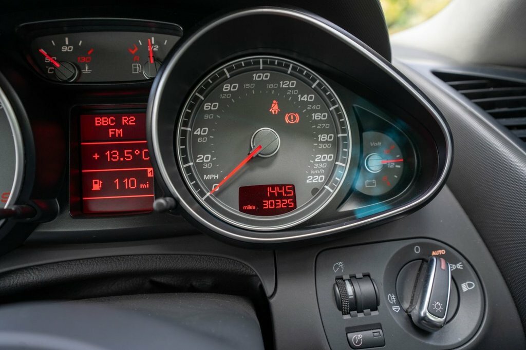 Audi R8 Coupe 4.2 Black #50