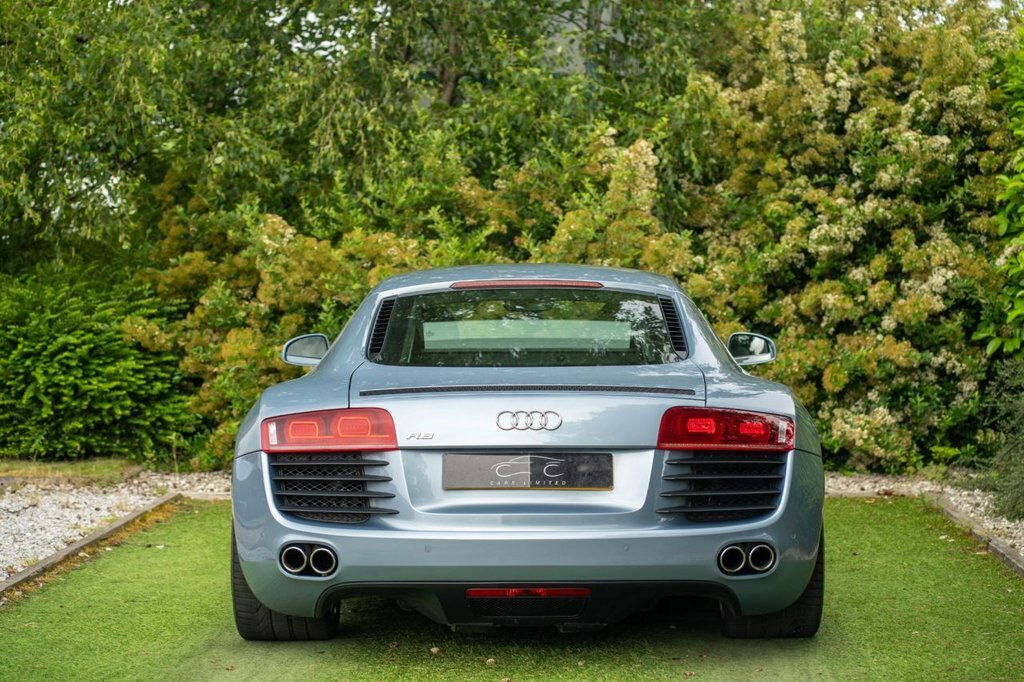 Audi R8 Coupe 4.2 Black #66