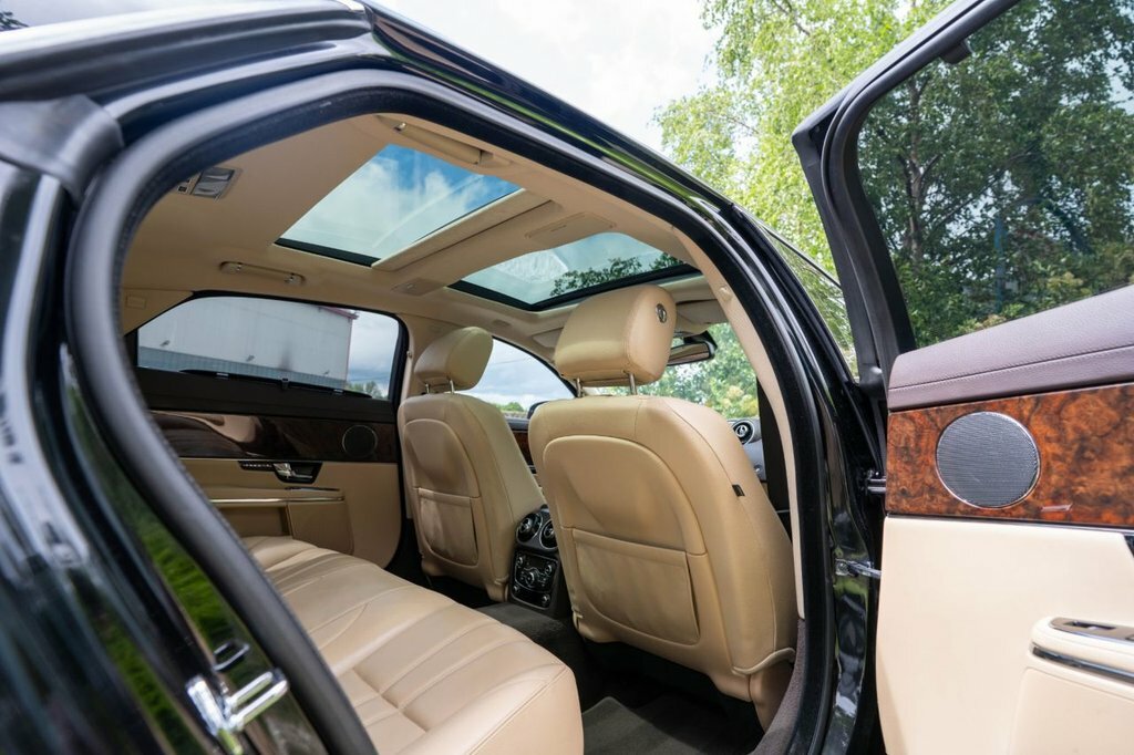 Jaguar XJ D Blue #18