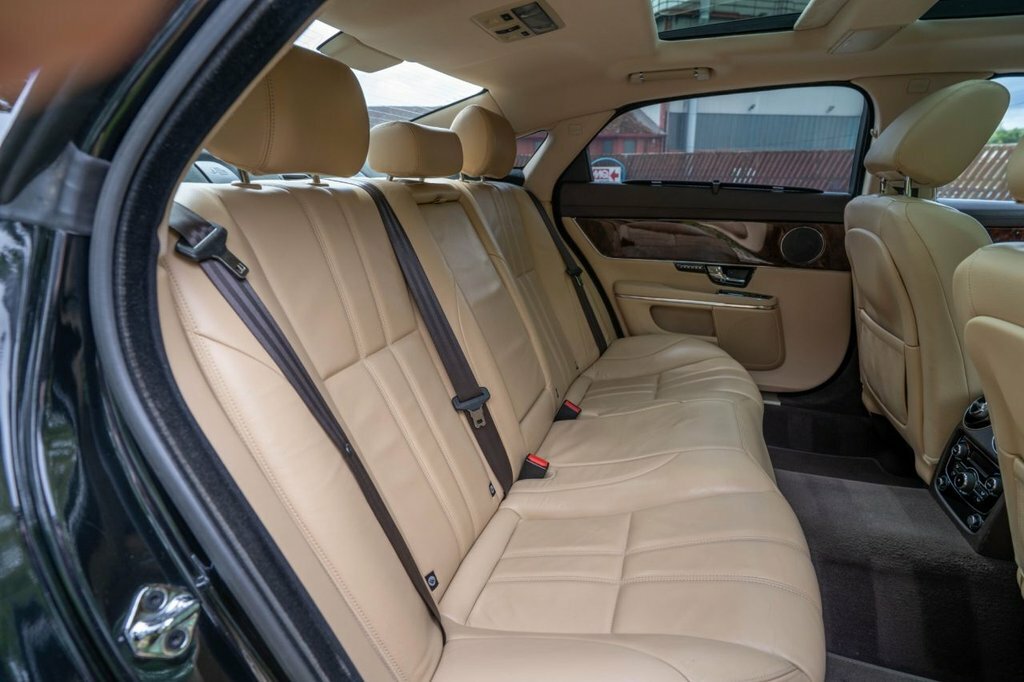 Jaguar XJ D Blue #14