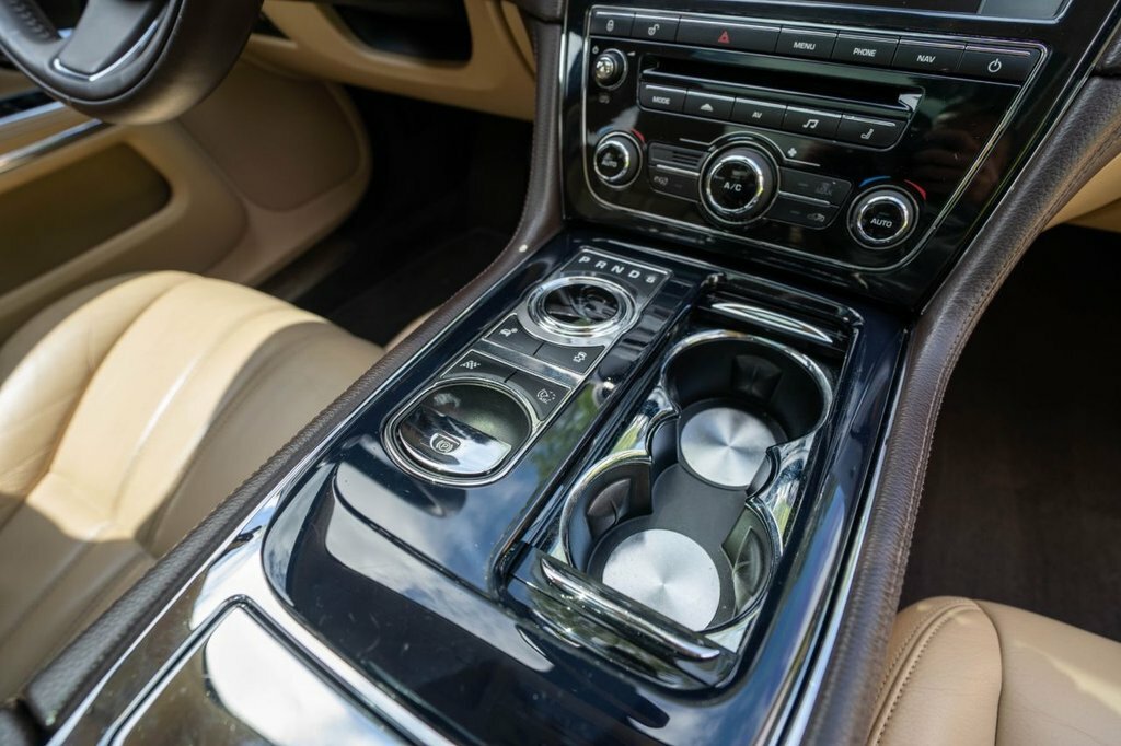 Jaguar XJ D Blue #31