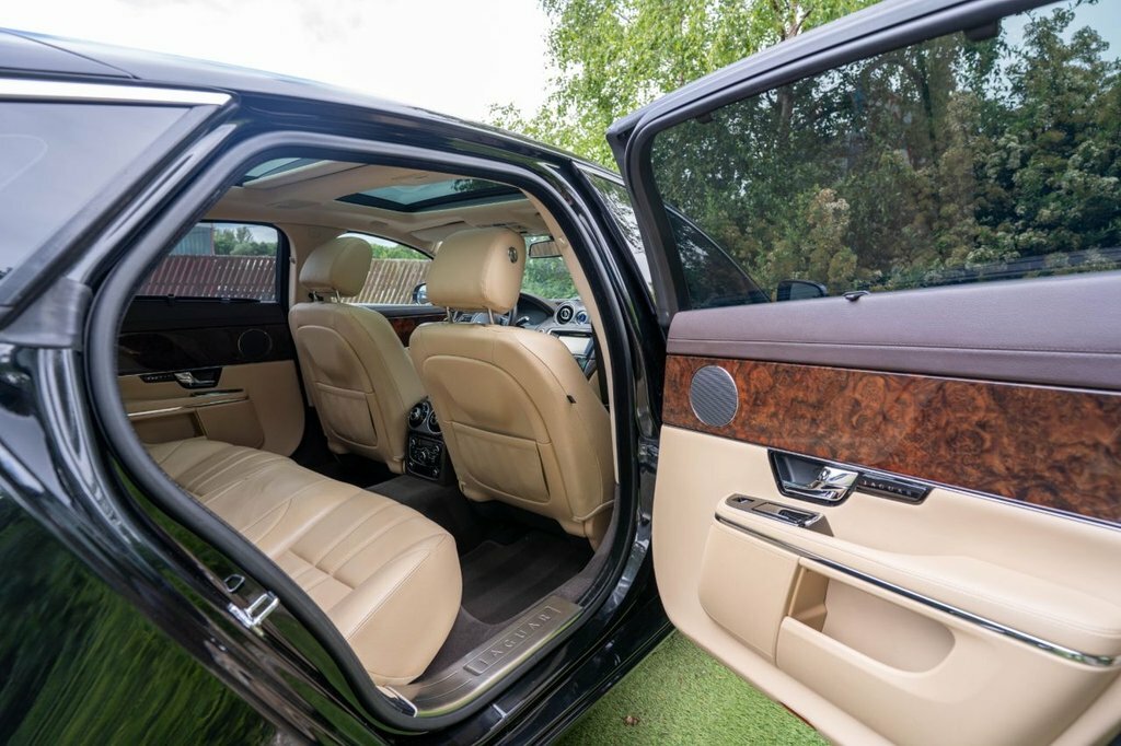 Jaguar XJ D Blue #12