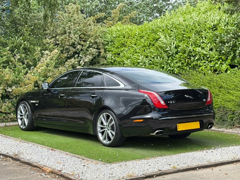 Jaguar XJ Saloon Black #5