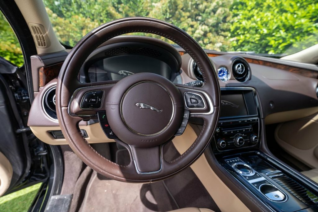 Jaguar XJ D Blue #35