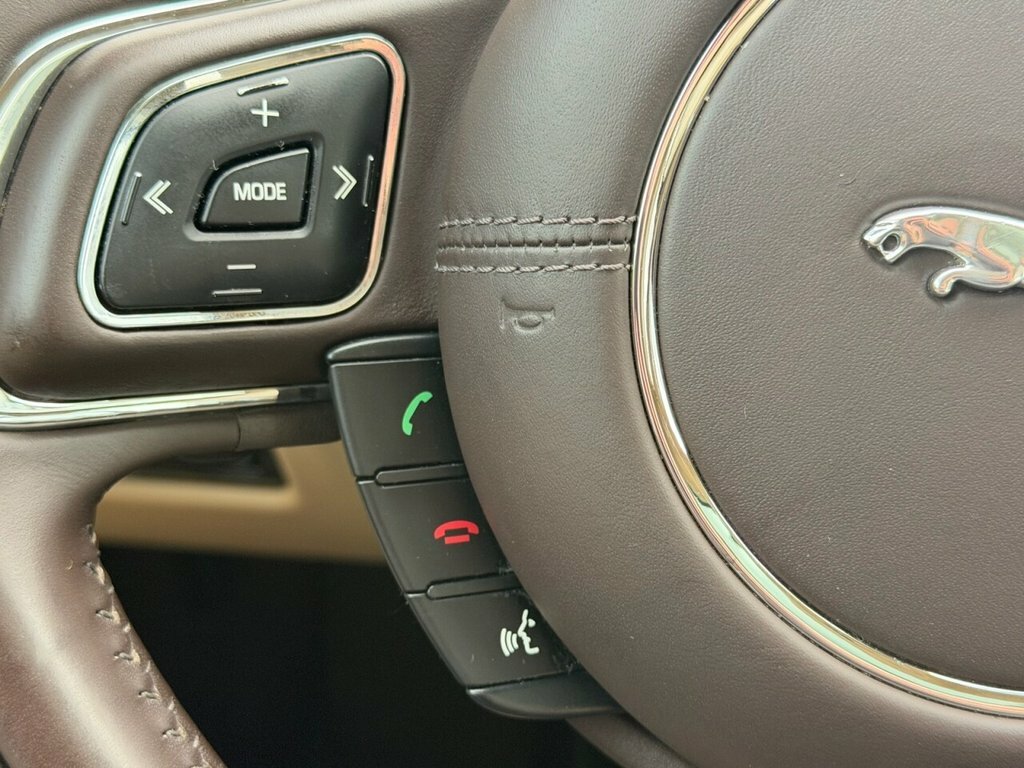 Jaguar XJ D V6 Silver #19
