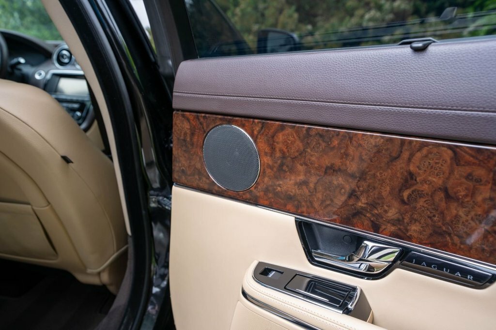 Jaguar XJ D Blue #13
