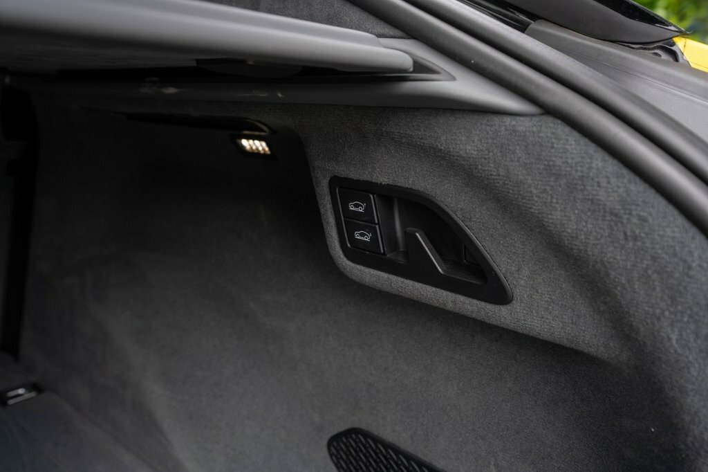 Lotus Eletre R  #16