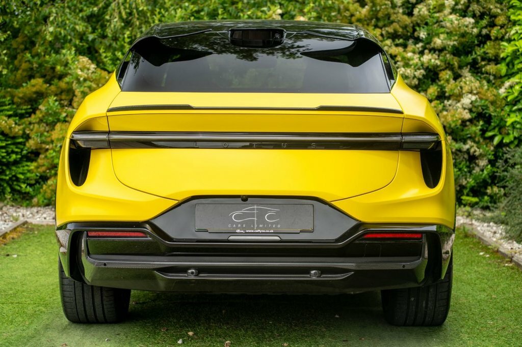 Lotus Eletre R  #83