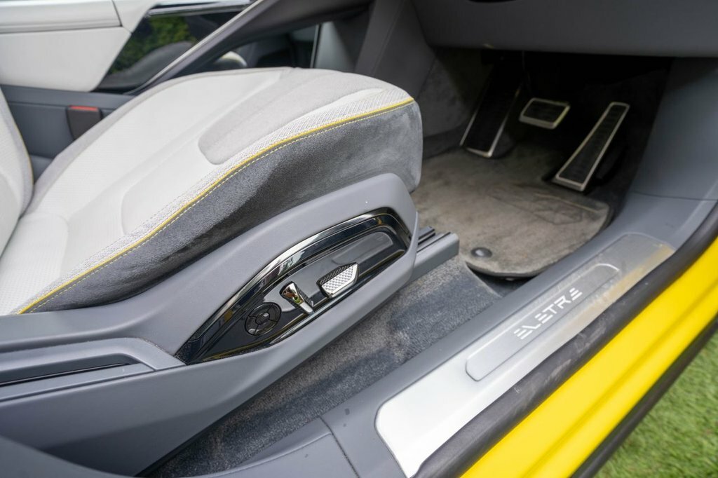 Lotus Eletre R  #48