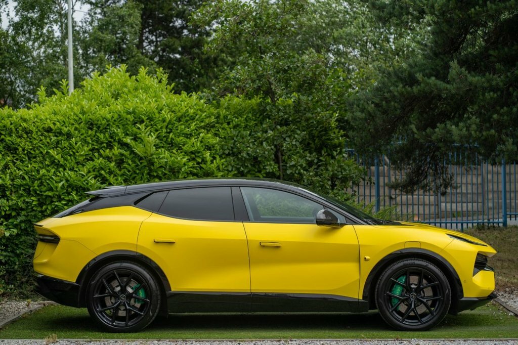 Lotus Eletre R  #12