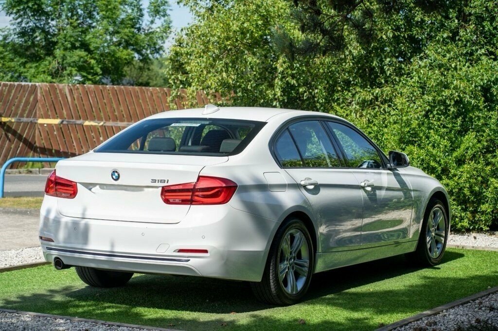 BMW 3 Series 1.5L Sport White #6