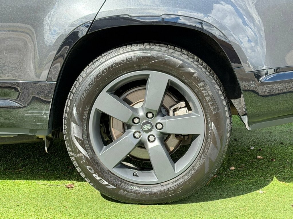 Land Rover Defender 130 3L X-dynamic Hse Grey #6