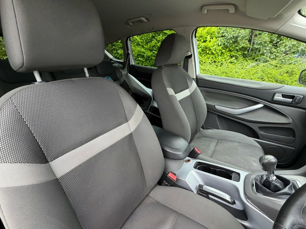 Ford Kuga 2.0 Tdci Titanium Awd Euro 5 Black #10
