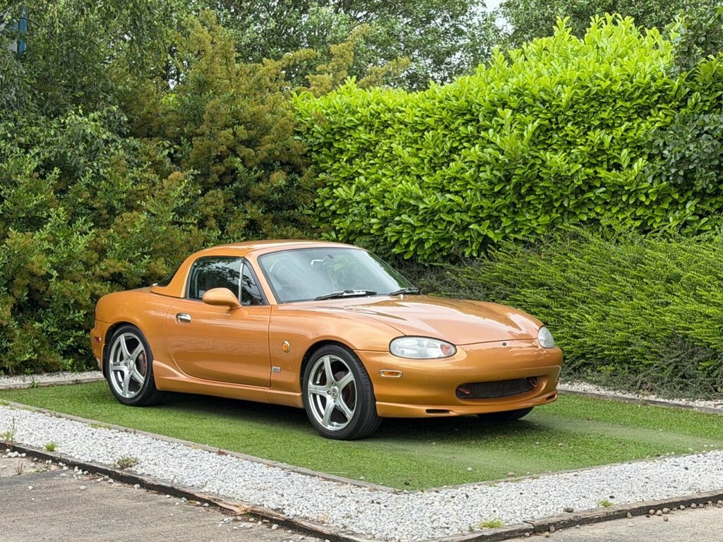 Mazda MX-5 Convertible Gold