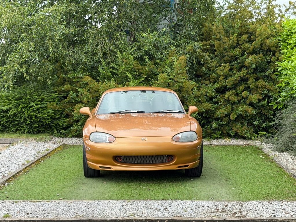 Mazda MX-5 Convertible Gold #5