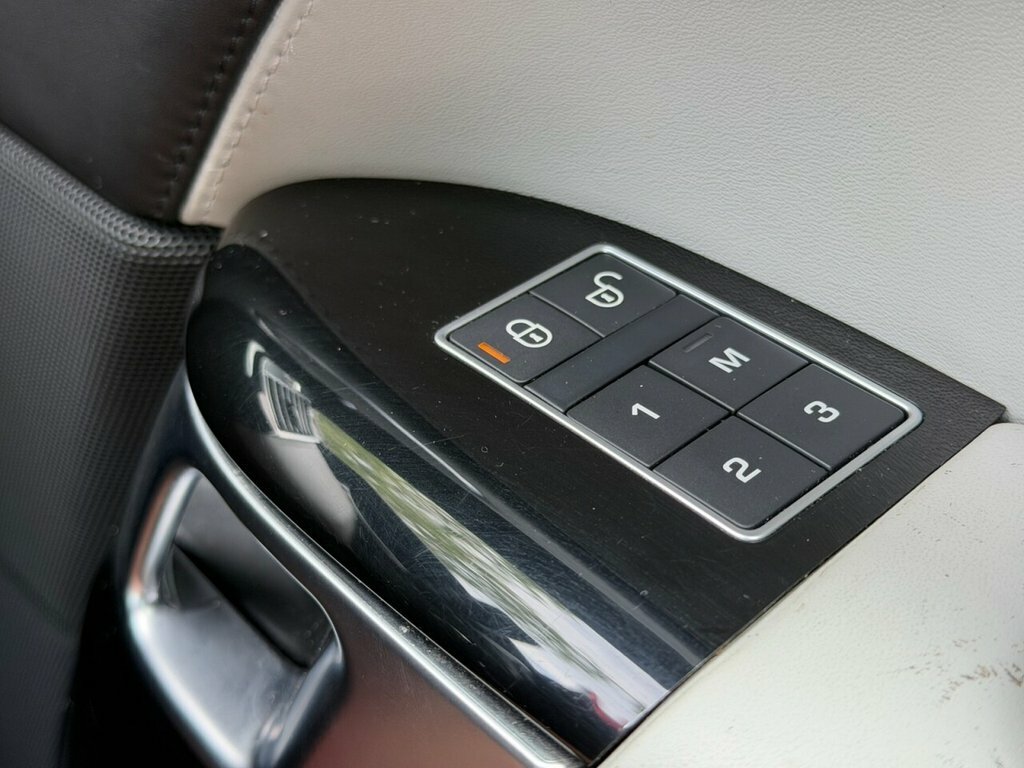 Land Rover Range Rover Sdv8 Autobiography Black #30