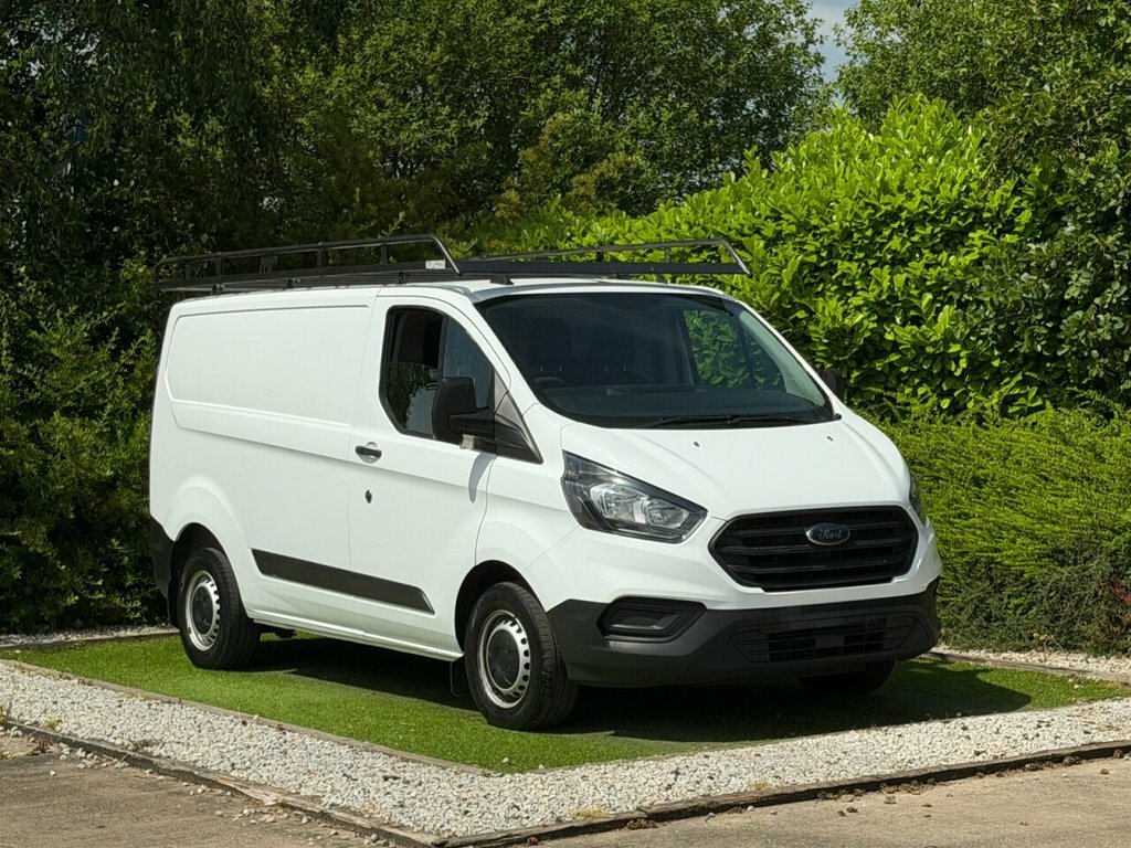 Ford Transit Custom 2L Leader White