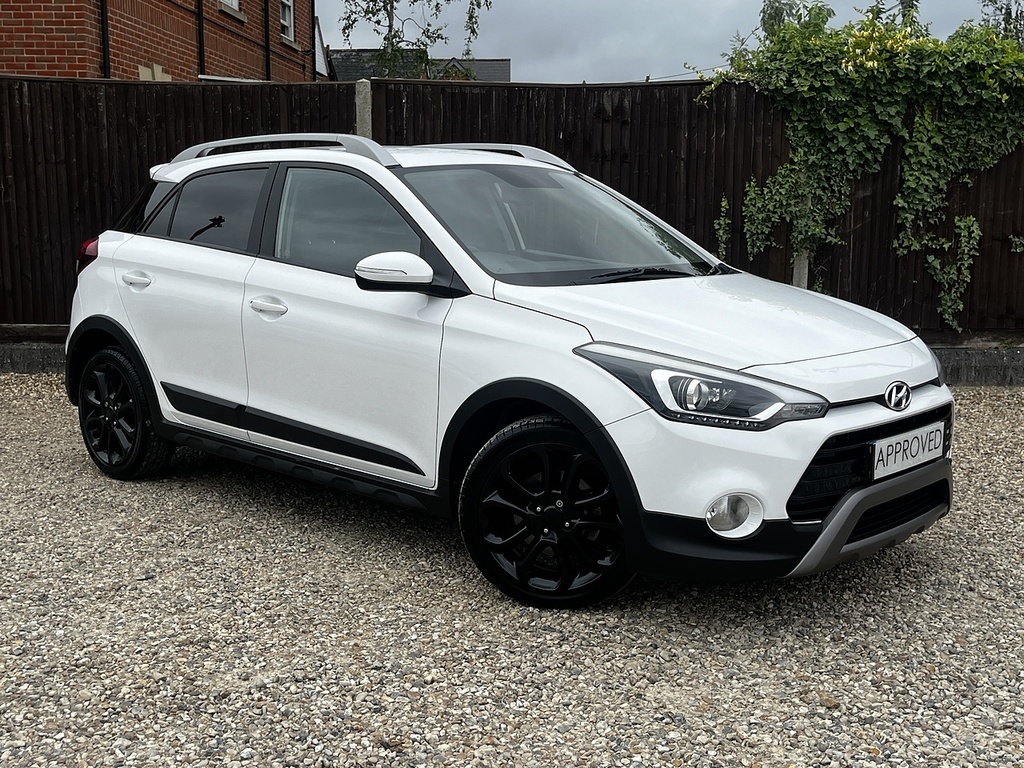 Hyundai I20 T-gdi Active RV66UTU White #2