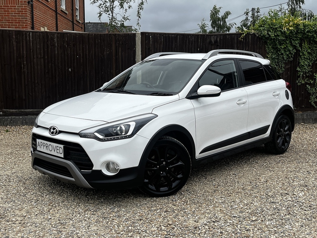 Hyundai I20 T-gdi Active RV66UTU White #4