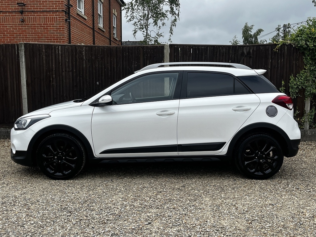 Hyundai I20 T-gdi Active White