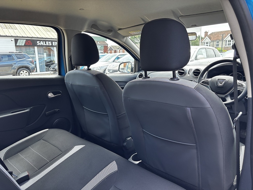 Dacia Sandero Stepway 0.9 Tce Essential White #28