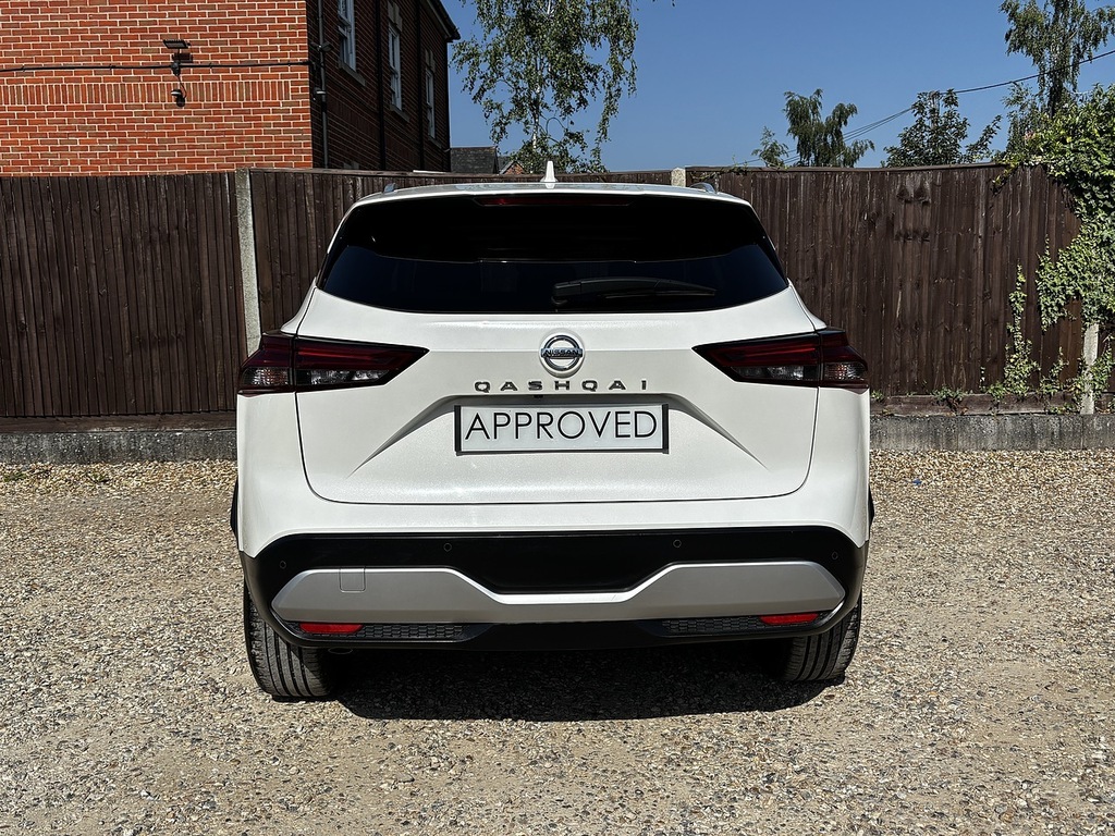 Nissan Qashqai Dig-t Mhev N-connecta CK71GGO White #6
