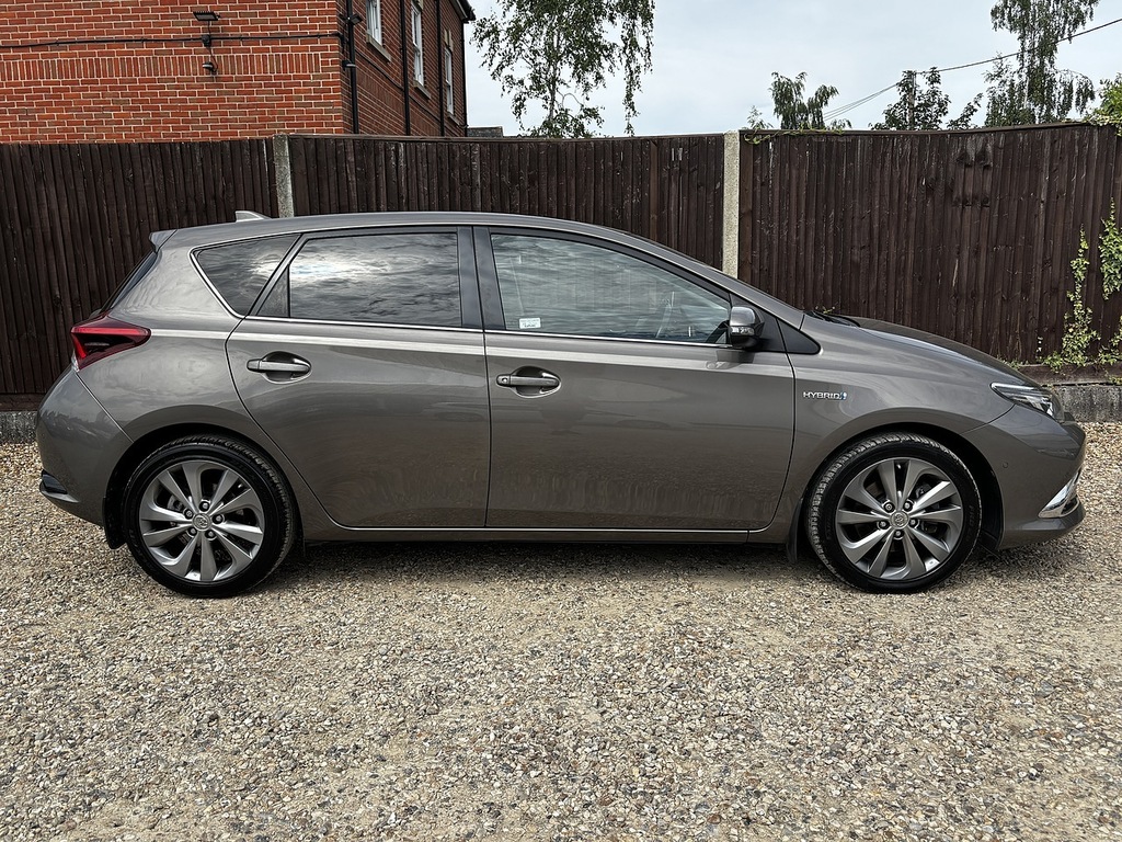 Toyota Auris Vvt-h Excel Brown #5