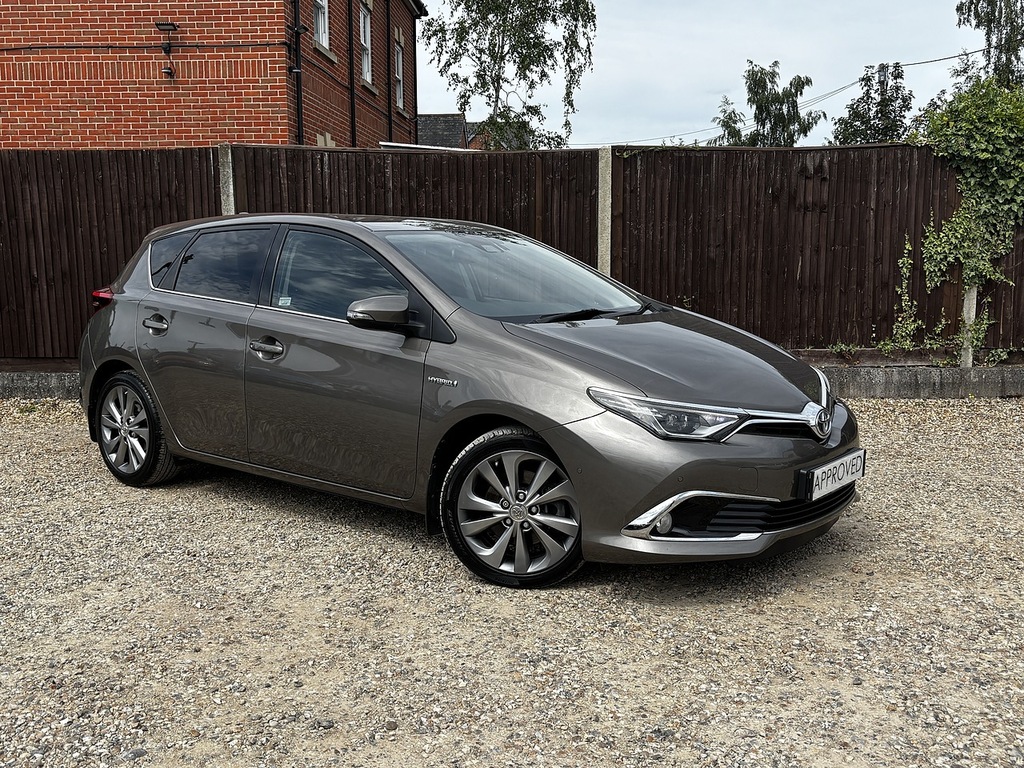 Toyota Auris Vvt-h Excel Brown #2